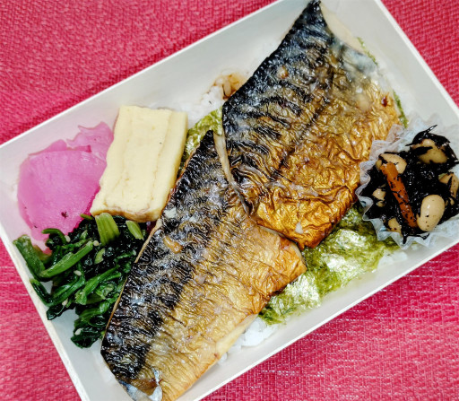 お米は冷めても美味しいコシヒカリ100%