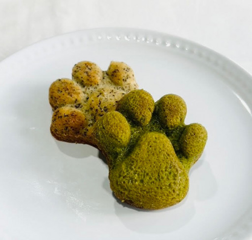 肉球マドレーヌ紅茶