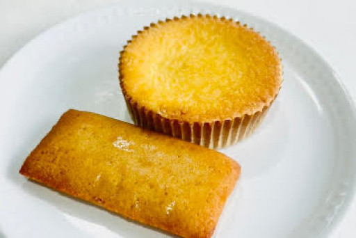 おやつマドレーヌと焦がしバターフィナンシェ